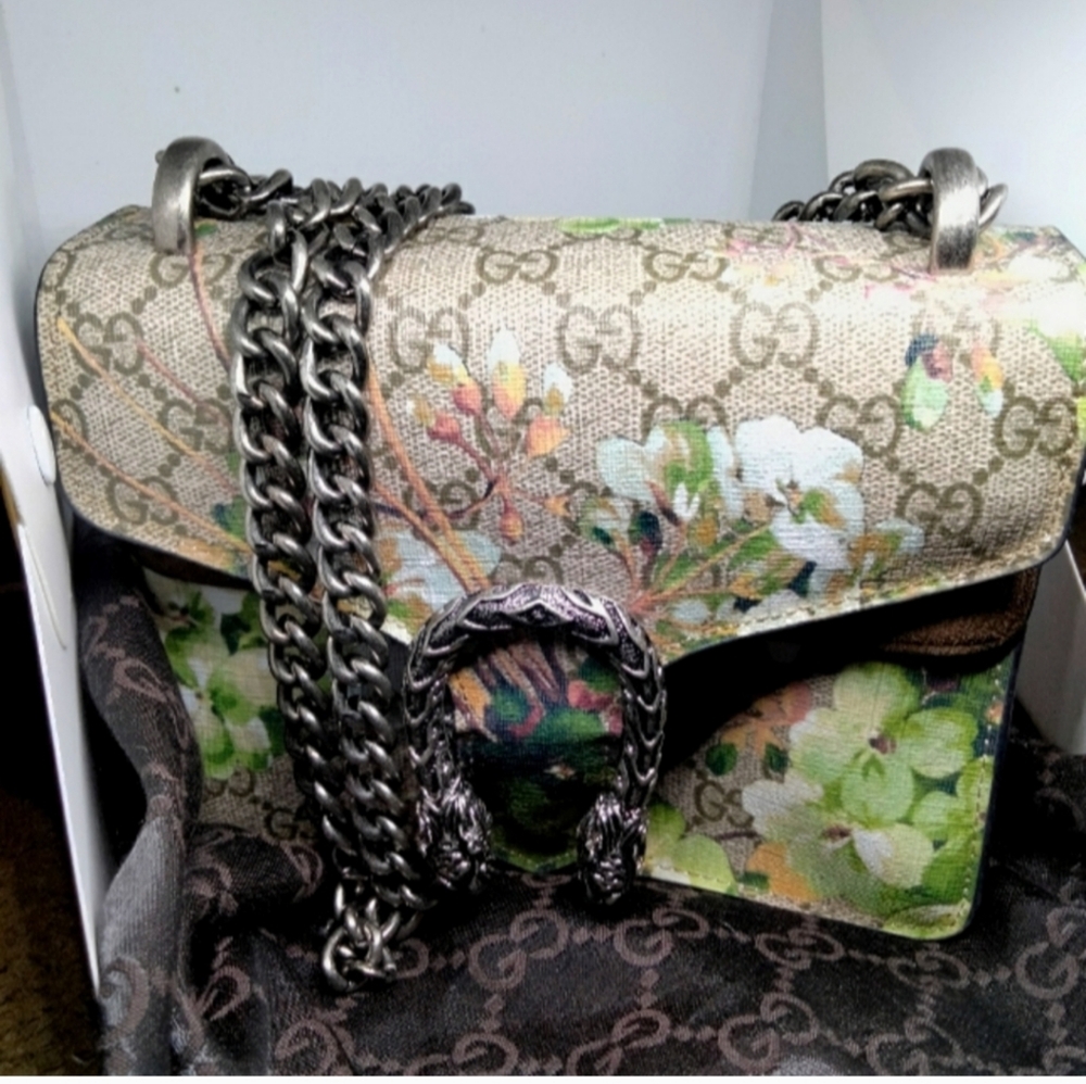 Small leather handbag - Picture 2 of 13